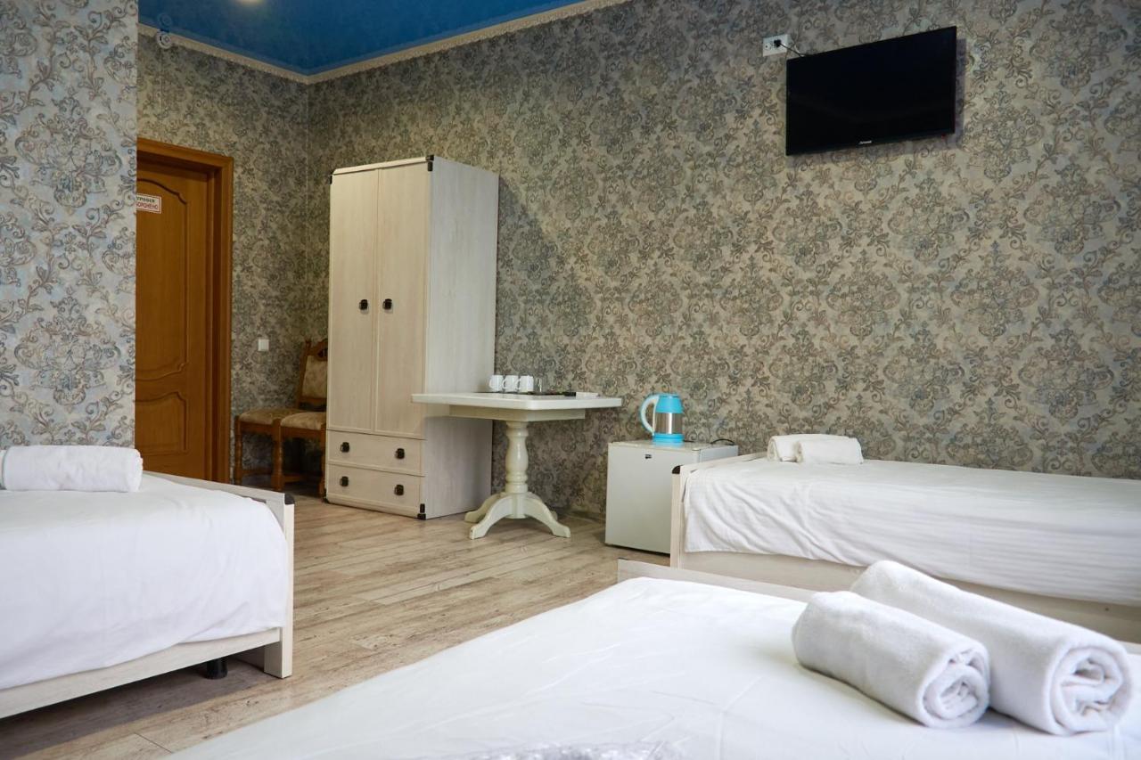 Standard Triple Room,1027183168:JPEG