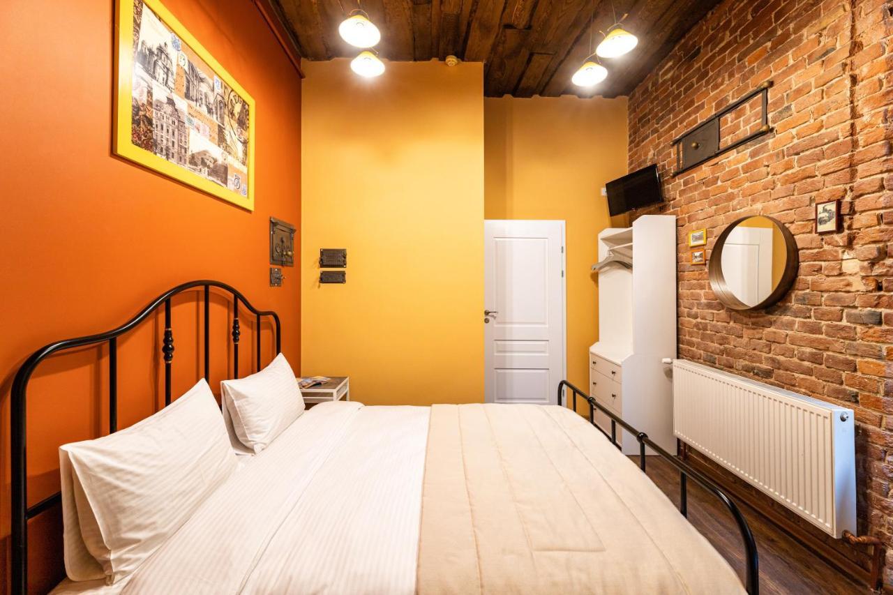 Double Room with Private Bathroom,1038365080:JPEG