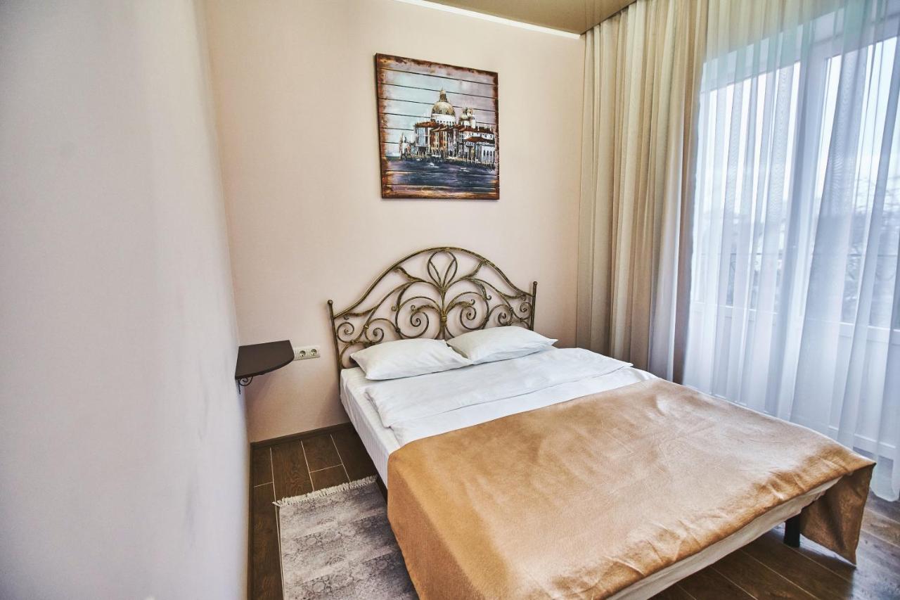 Double Room,1071806569:JPEG