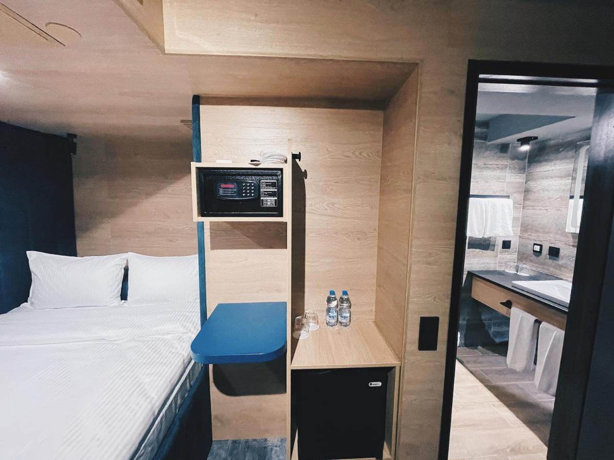 Small Double Room without Window