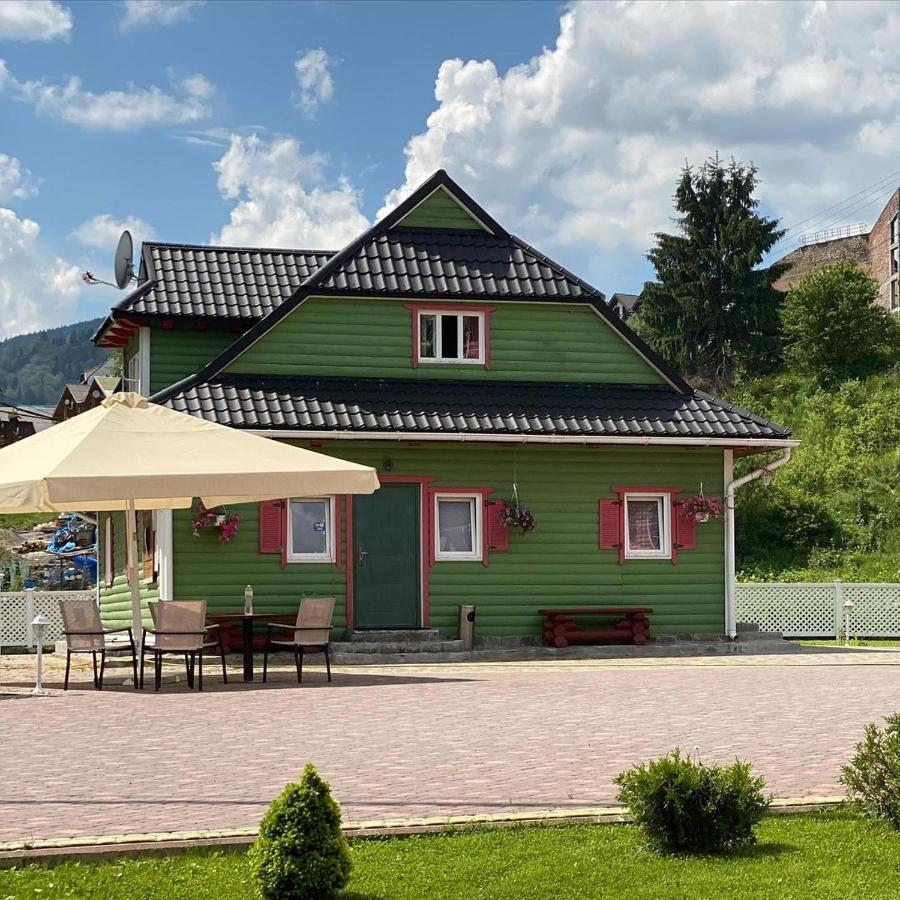Сімейний номер із каміном