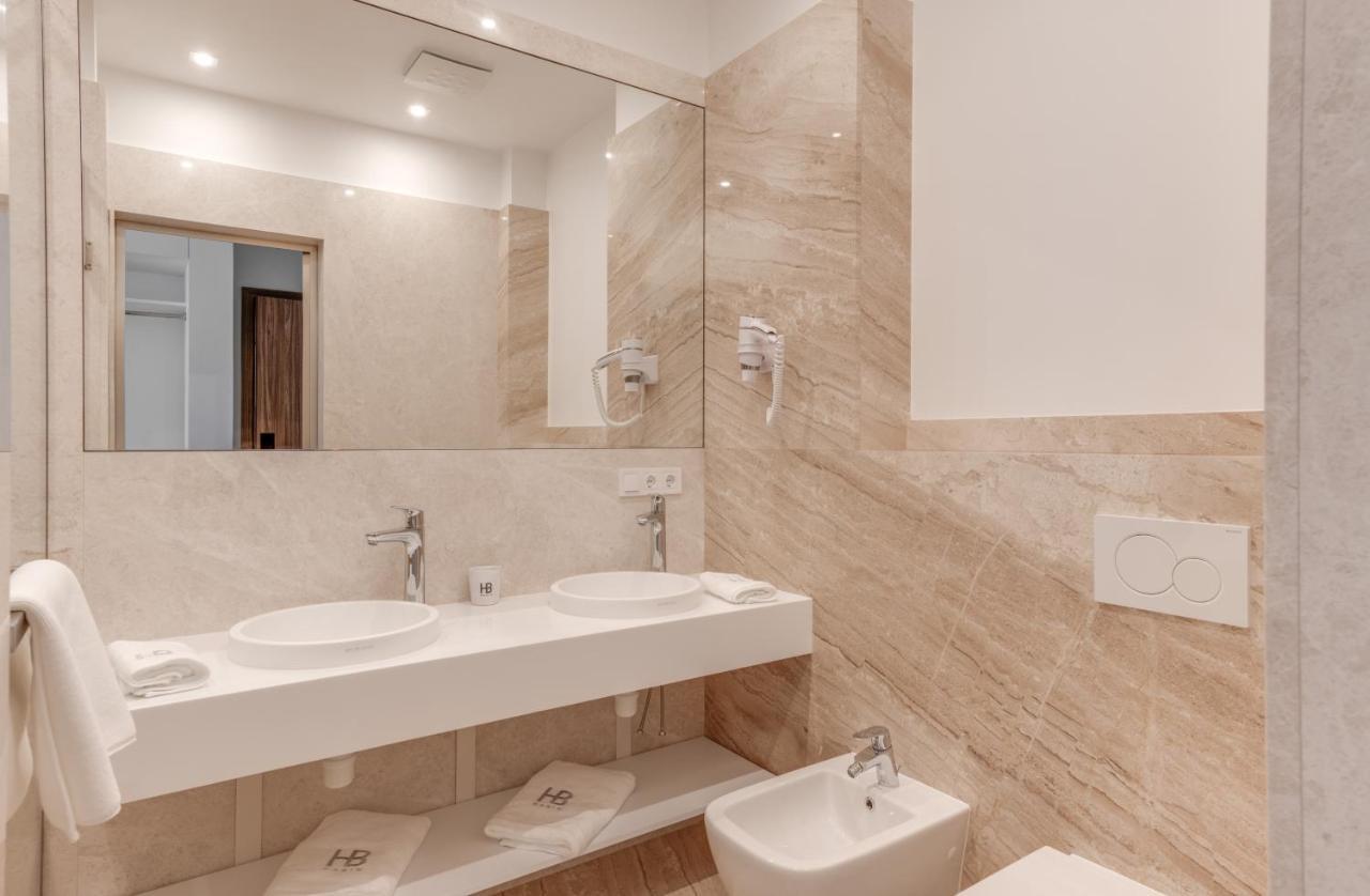 One-Bedroom Apartment,1140316765:JPEG