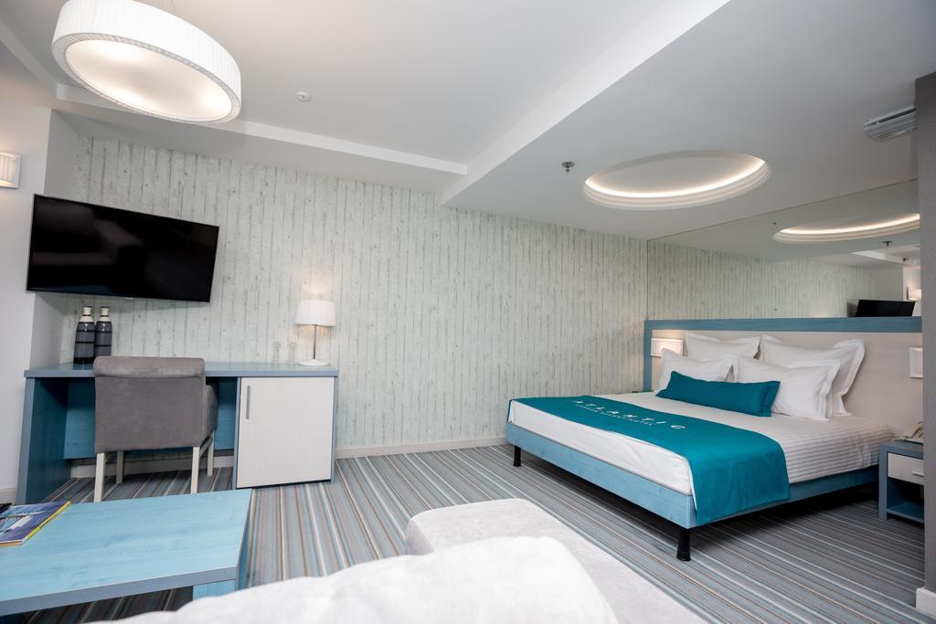 Junior Suite with Terrace