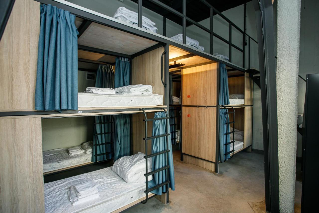 Bed in een Slaapzaal met 12 Bedden