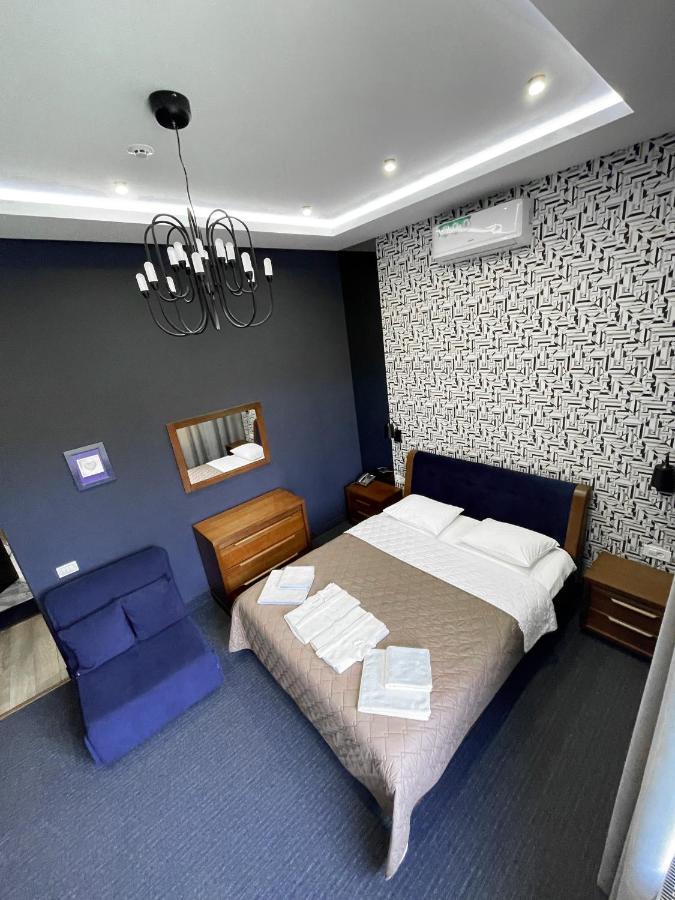 Triple Room with Bath,1255332589:JPEG