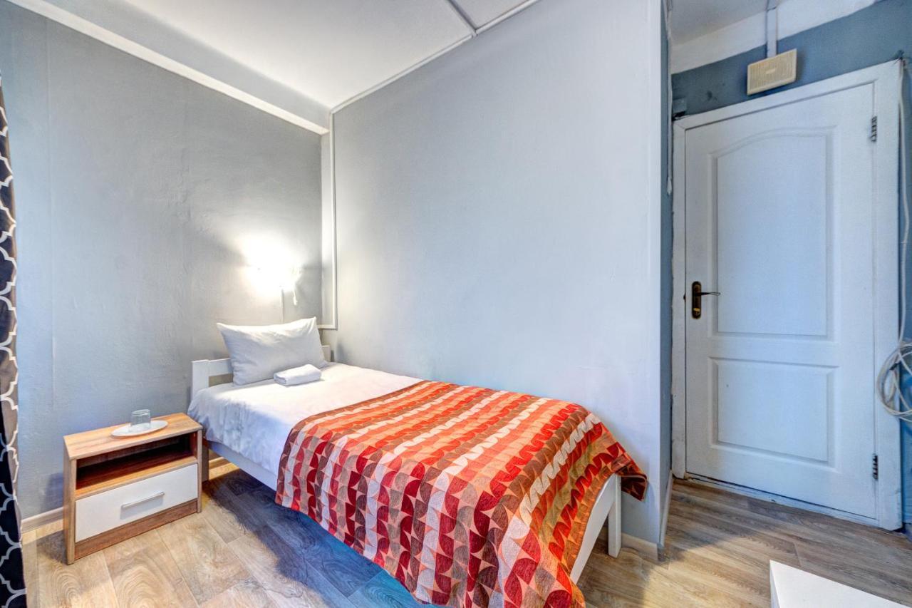 Economy Single Room,1322393449:JPEG