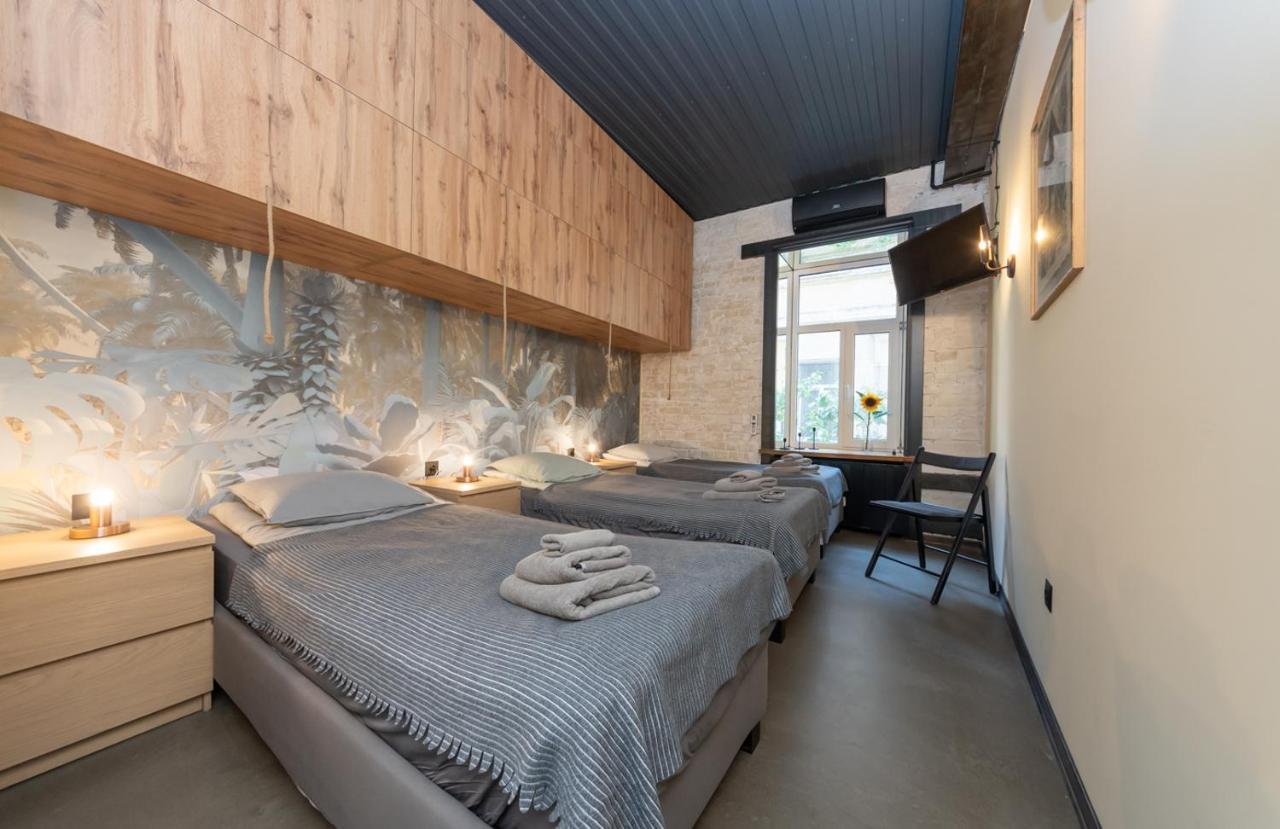 Comfort Triple Room with Shower