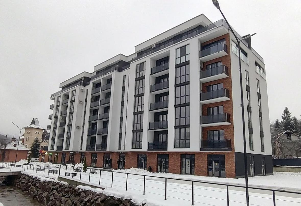 Penthouse Apartment,1526441911:JPEG
