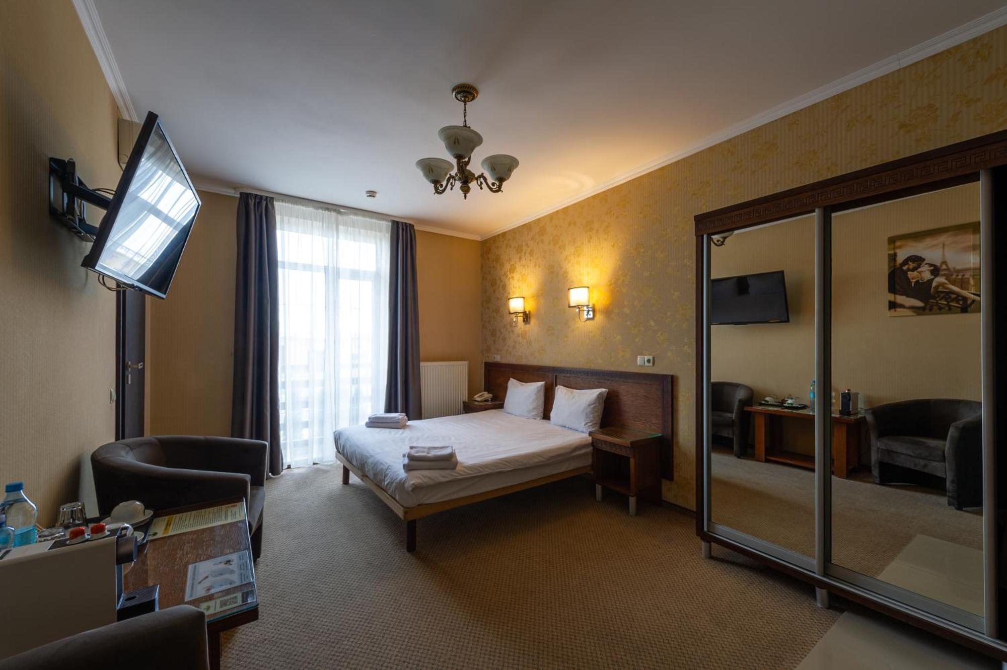 Superior Double Room,1584528325:JPEG