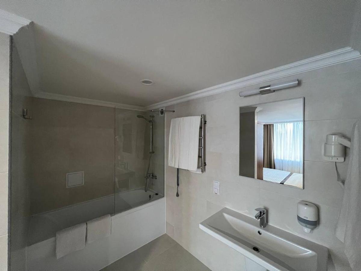Superior Double Room,1697890744:JPEG