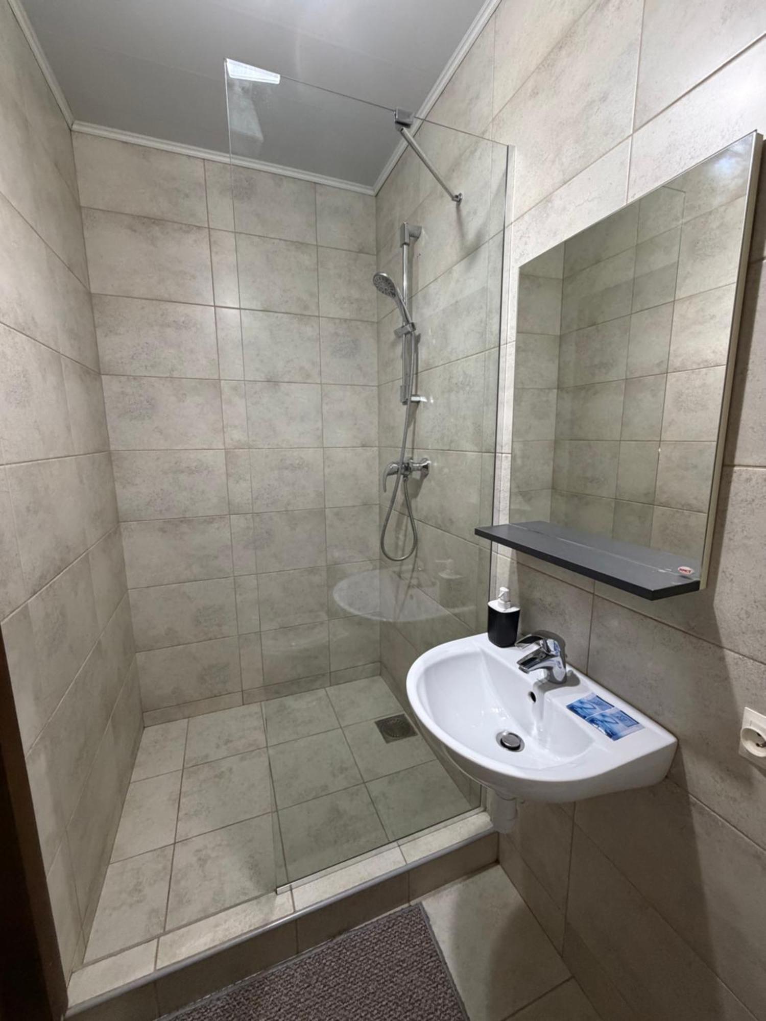Double Room,1771264094:JPEG