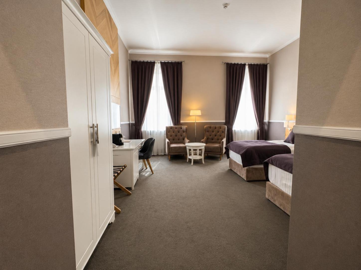 Deluxe Doppel-/Zweibettzimmer