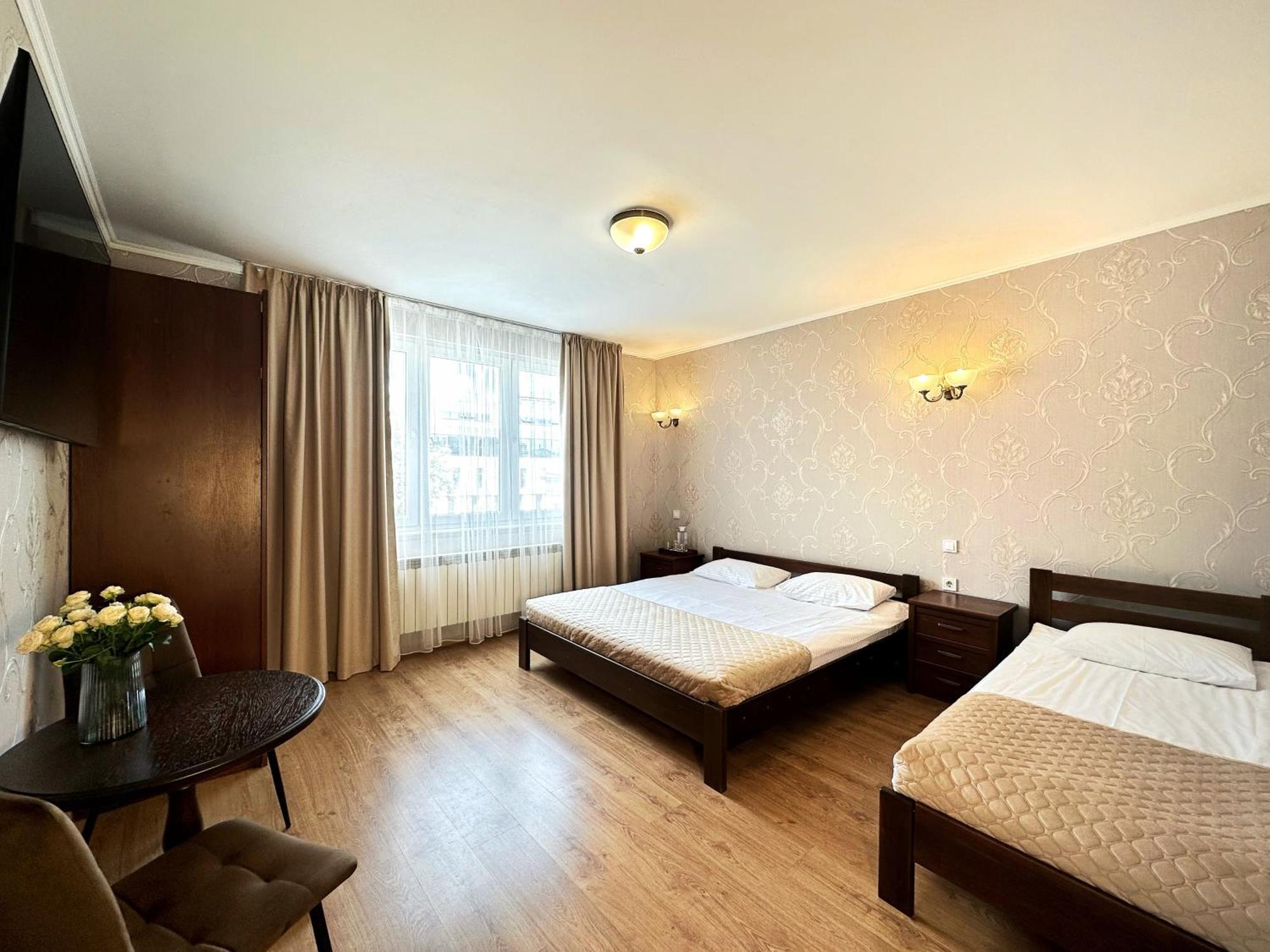 Comfort Triple Room