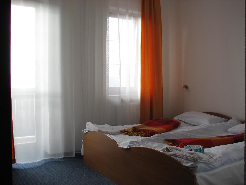 Twin Room,28641578:JPEG