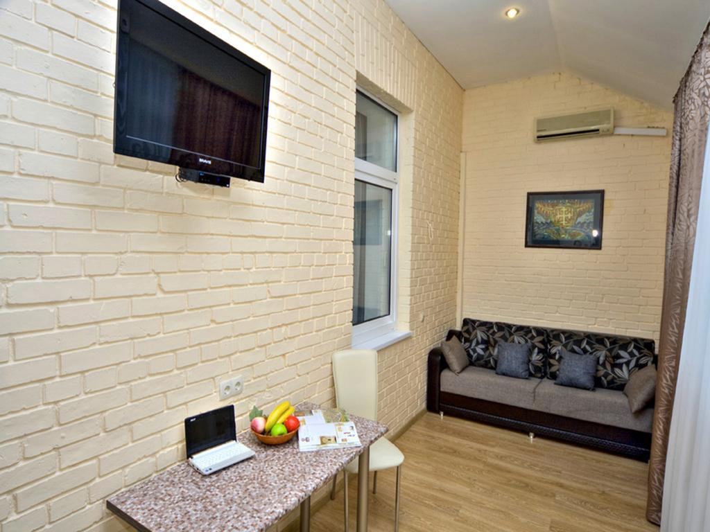 One-Bedroom Apartment,364570993:JPEG