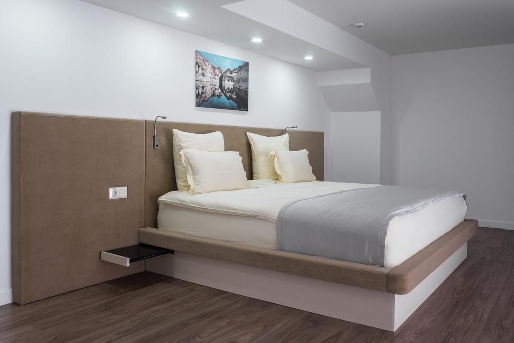Duplex Suite