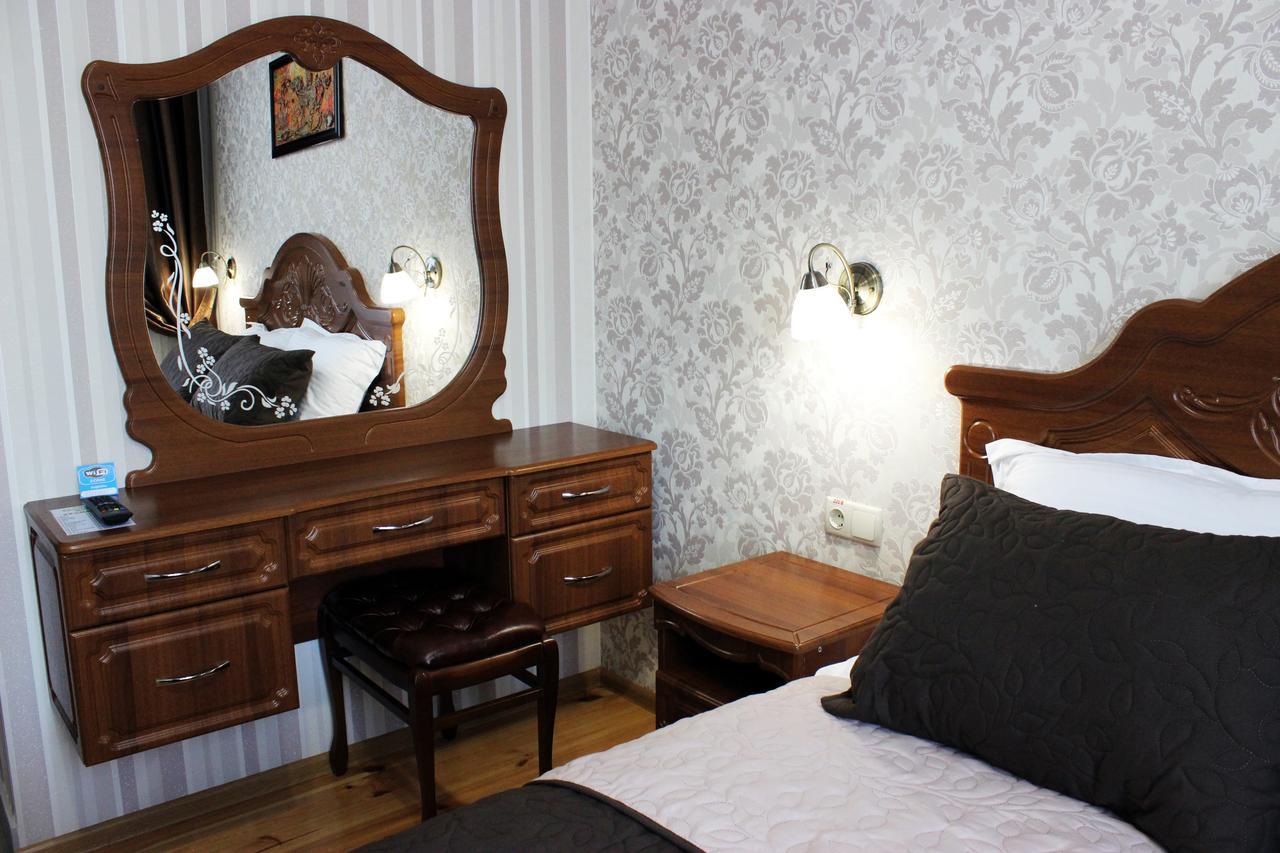 Deluxe Double Room,613556450:JPEG