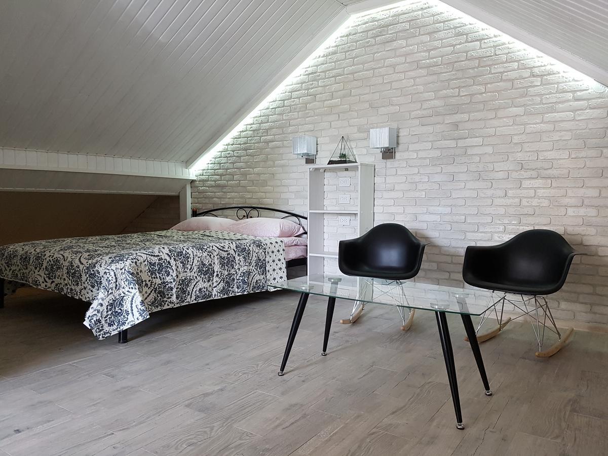 Large Double Room,639648030:JPEG