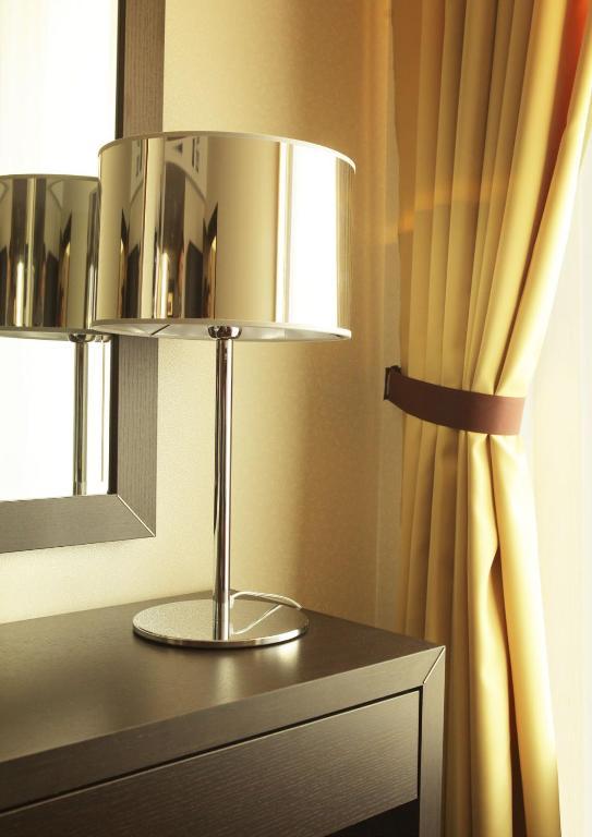 Large Double Room,644444673:JPEG