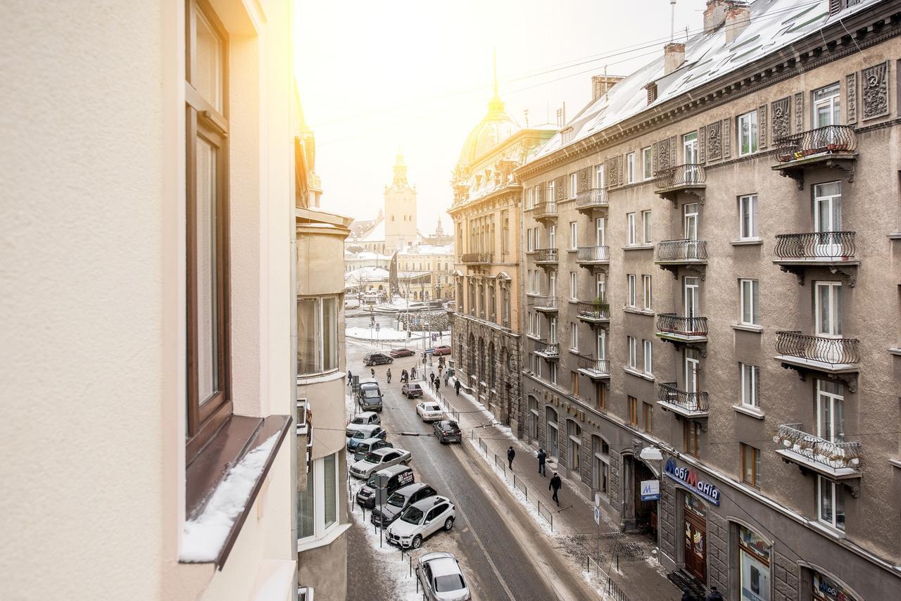 Doppel-/Zweibettzimmer mit Stadtblick