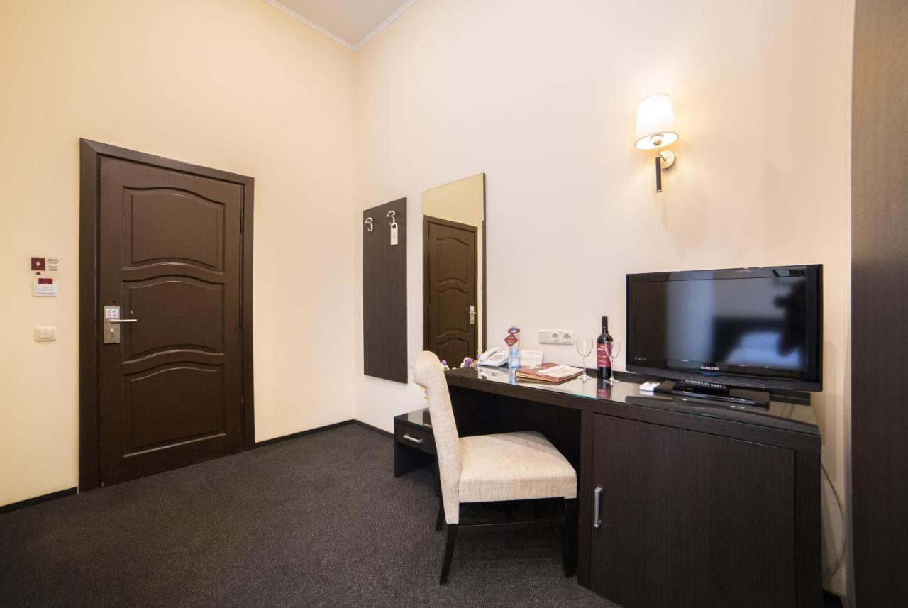 Classic Single Room