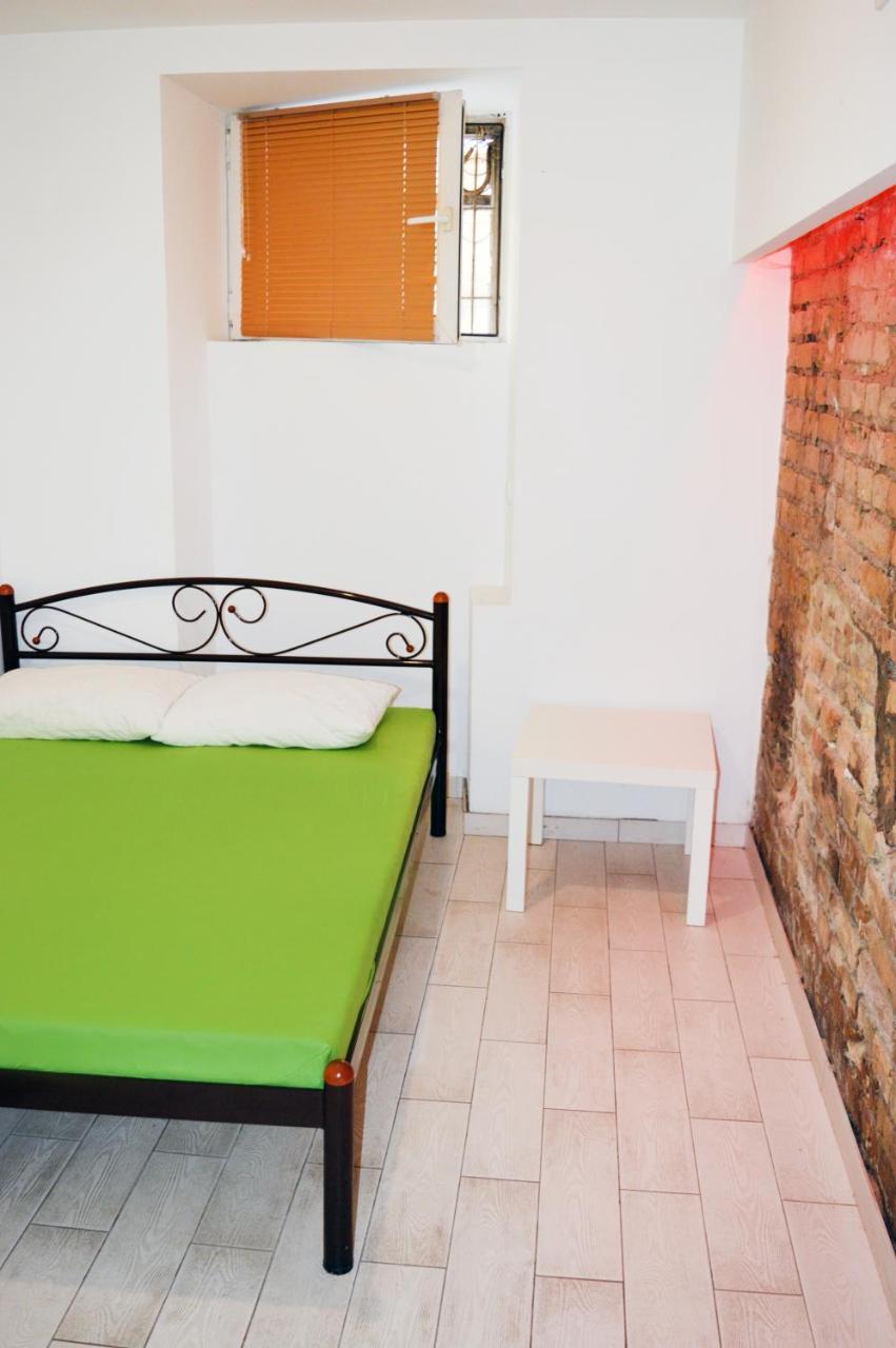 Double Room Private Bathroom