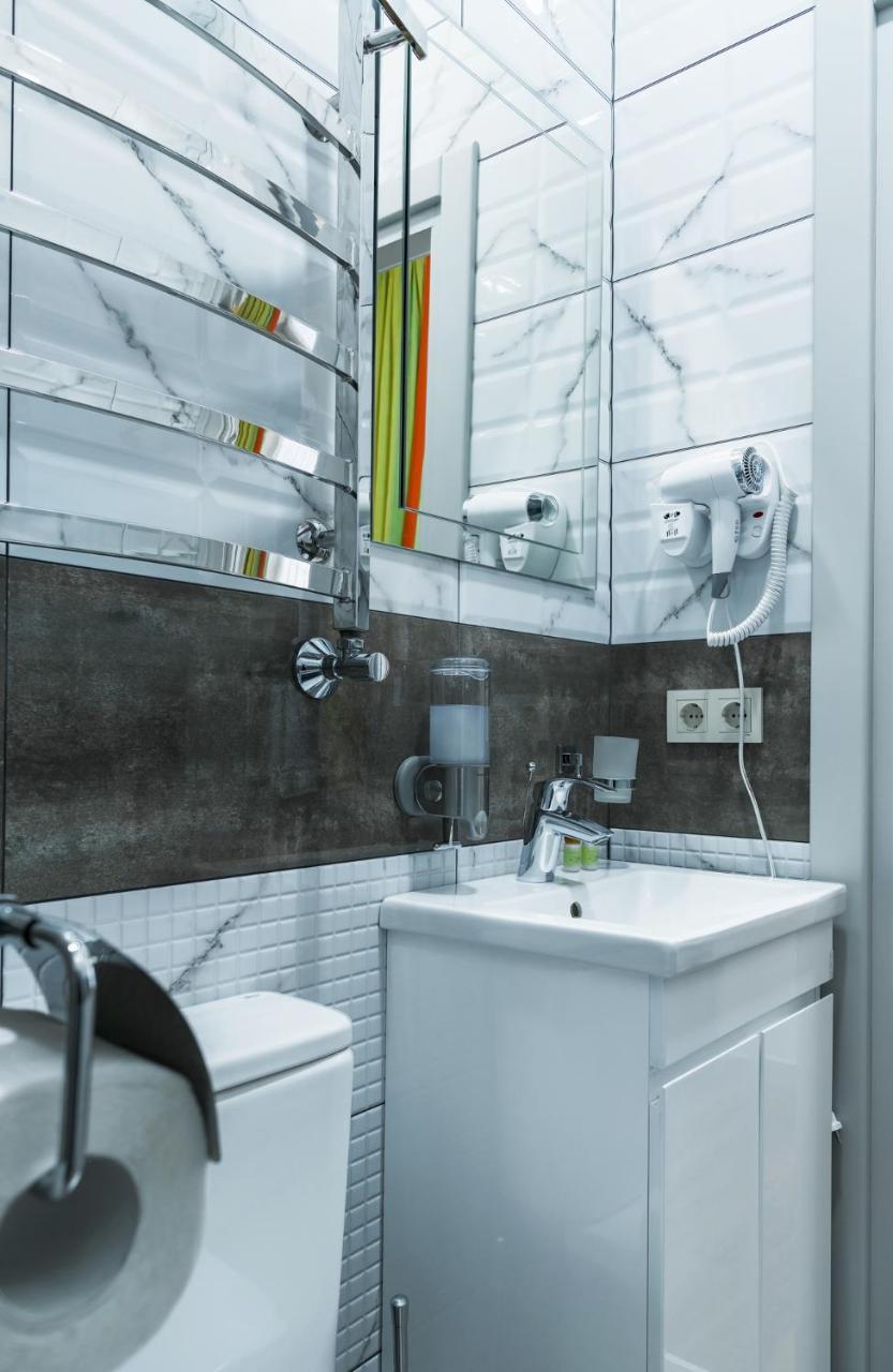 Double Room with Private Bathroom,753650155:JPEG