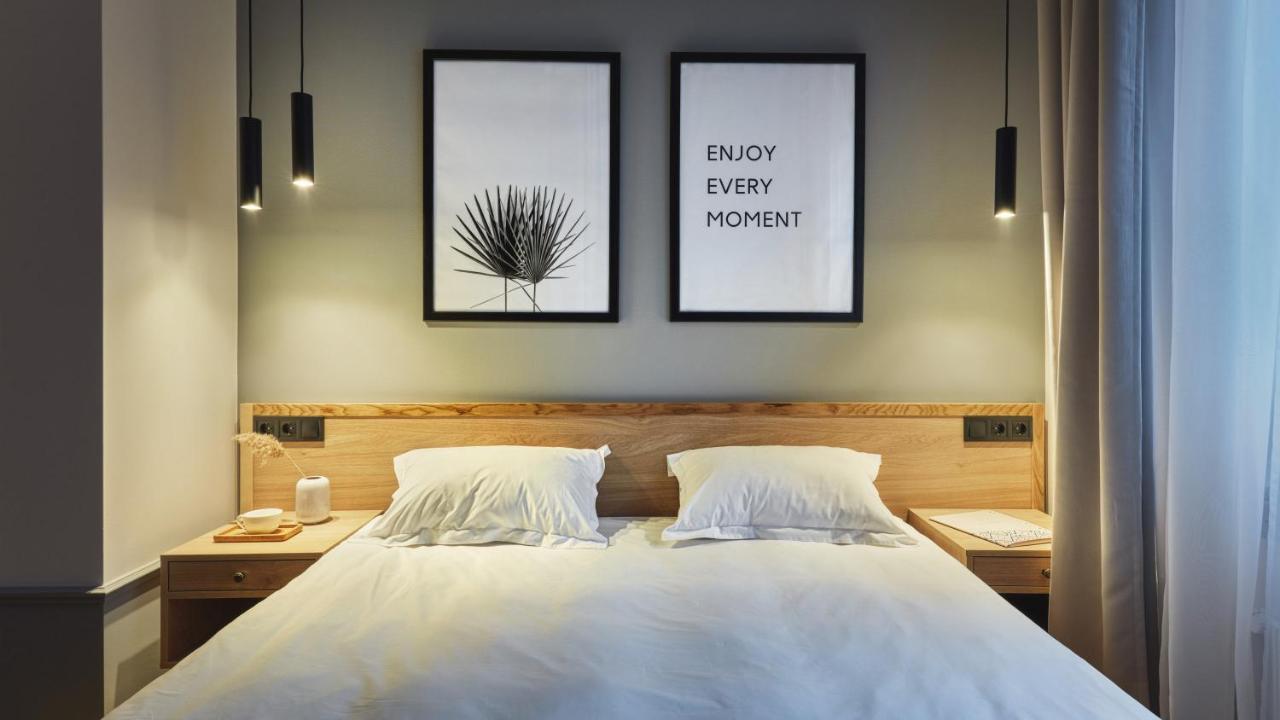 Standard Double or Twin Room,754374511:JPEG