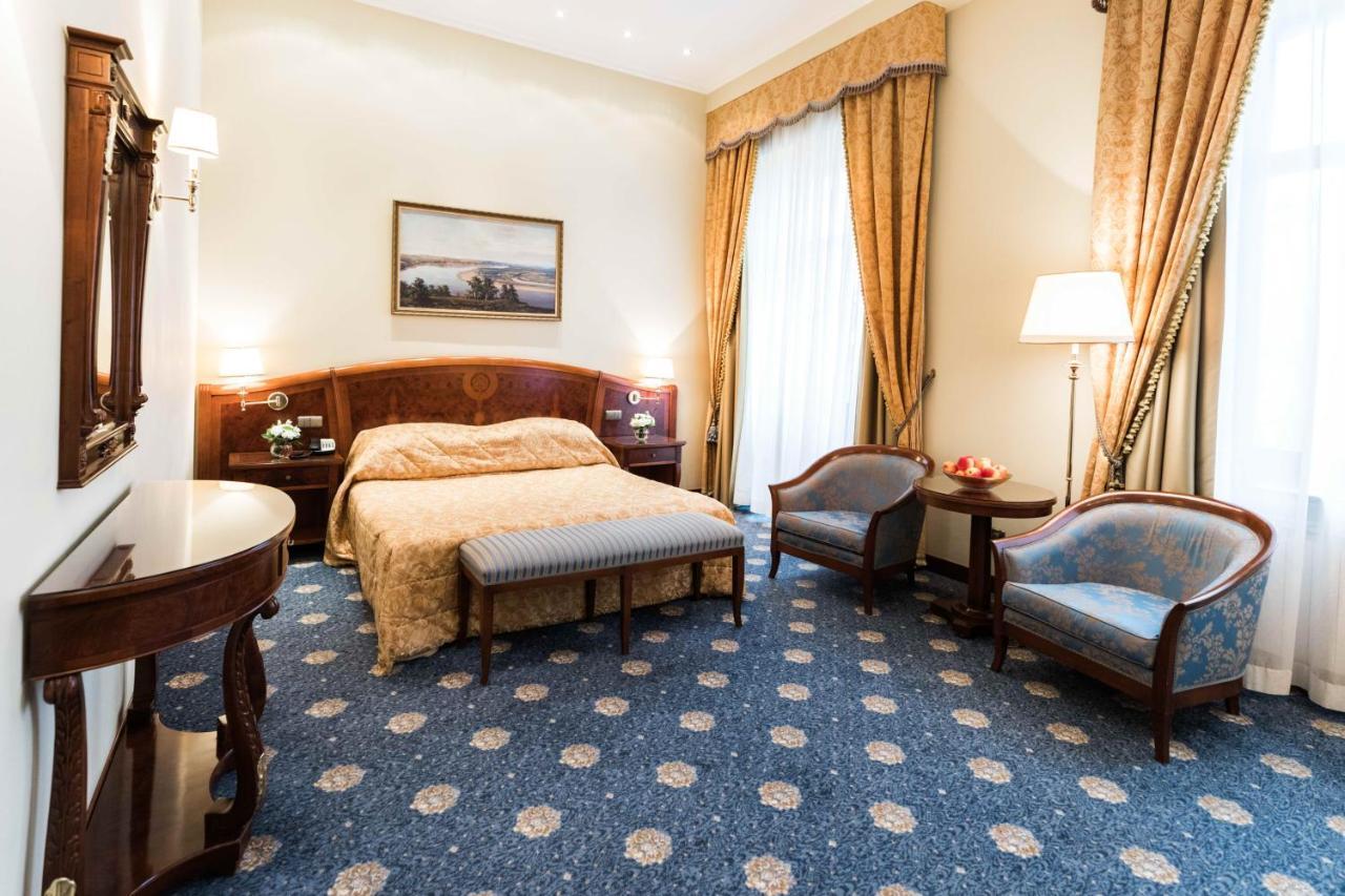 Kamer met Kingsize Bed en Balkon