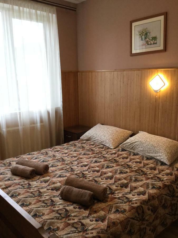 Сімейний номер з ванною кімнатою