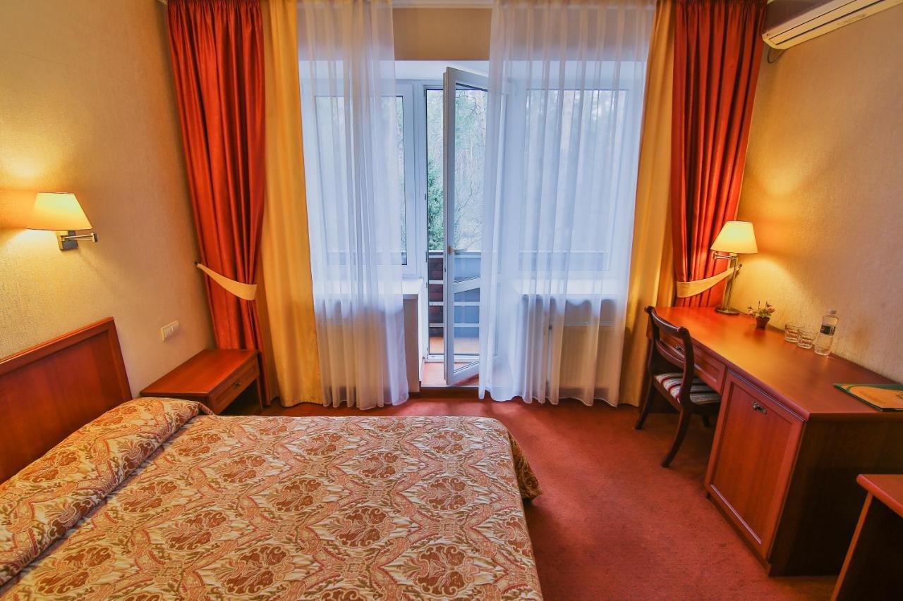 Standard King Room,995396452:JPEG