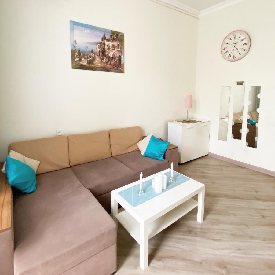 Apartment Terrace
