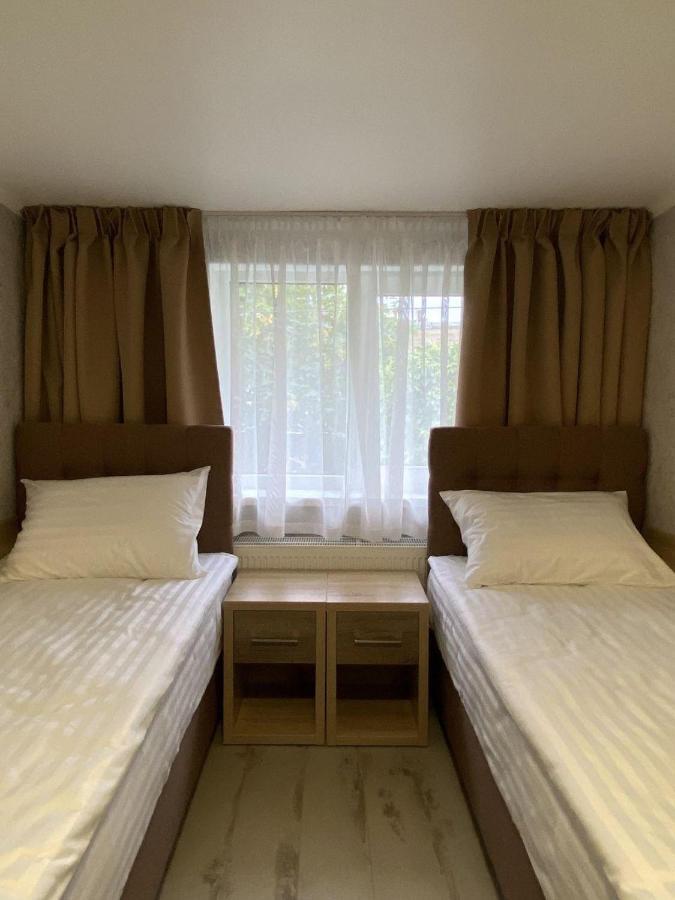Standard Twin Room with Garden View