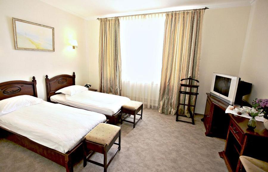 Standard Twin Room,997690629:JPEG