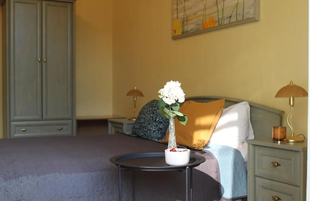 Sunflower B&B-1