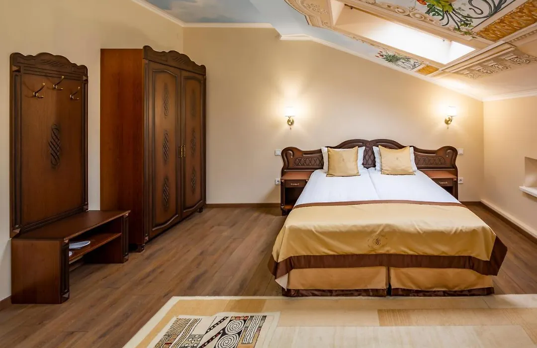 Mini-Hotel Guest House Inn Lviv-1