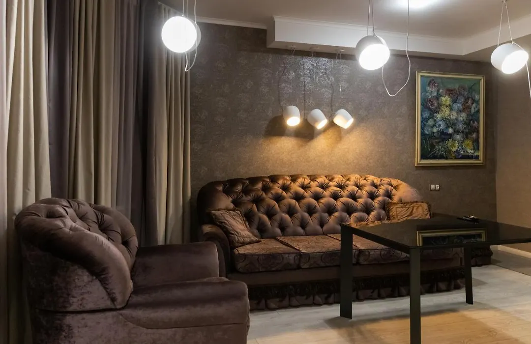 Hotel "Mandarin Clubhouse"-1