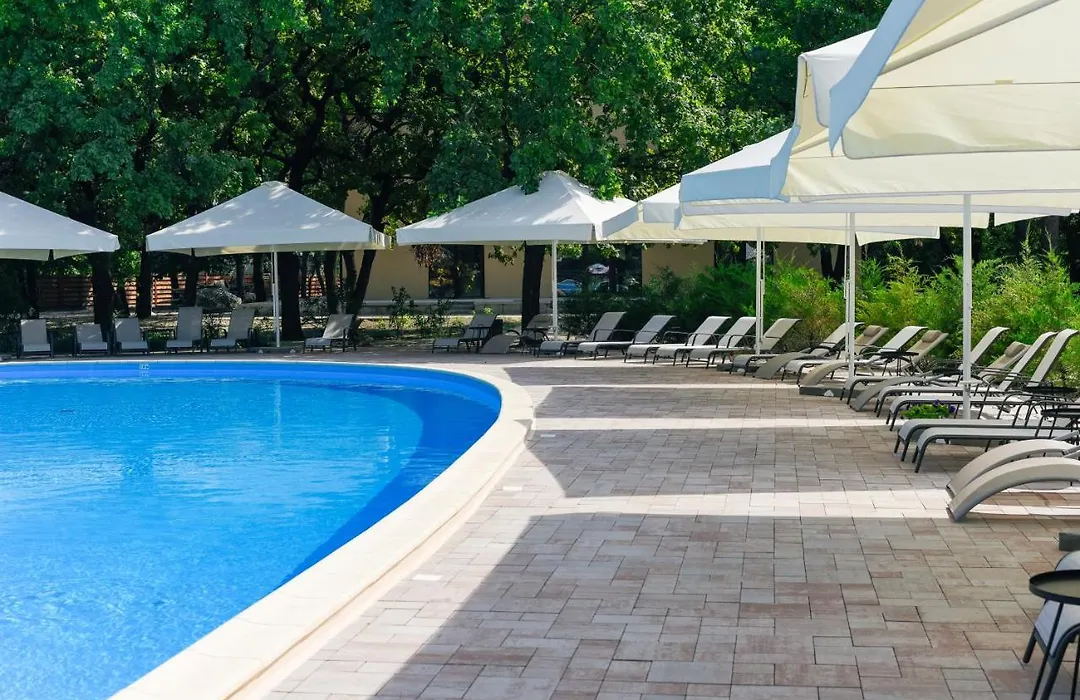 Forrest Park&Resort-1