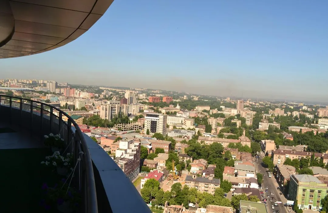 Skytech Most City Hotel 19 Floor Panoramic View-1