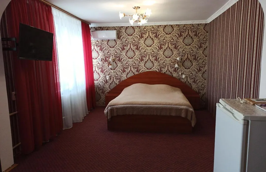 Hotel "Nizhyn"-1