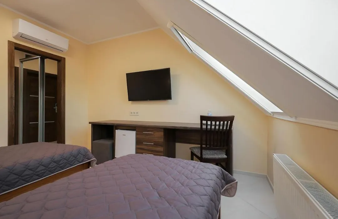 Borys Hotel Boryspil Airport-1