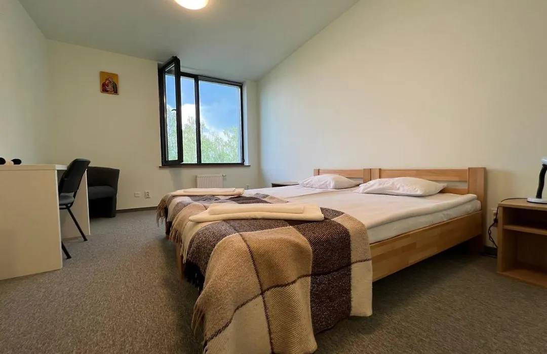 Ucu Inn - Кімнати Для Гостей-1