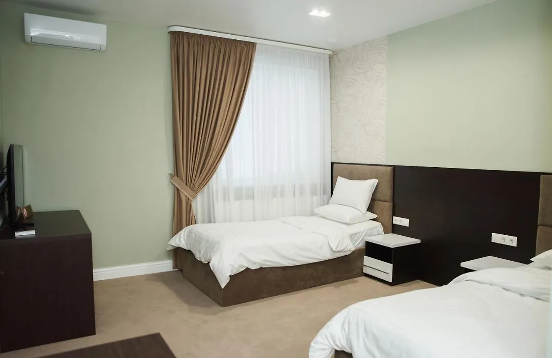Hotel Vinograd-1