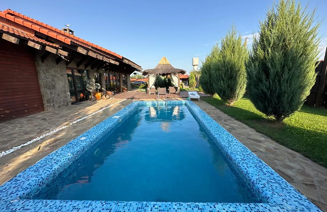 Chervona Kalyna Cottage-1