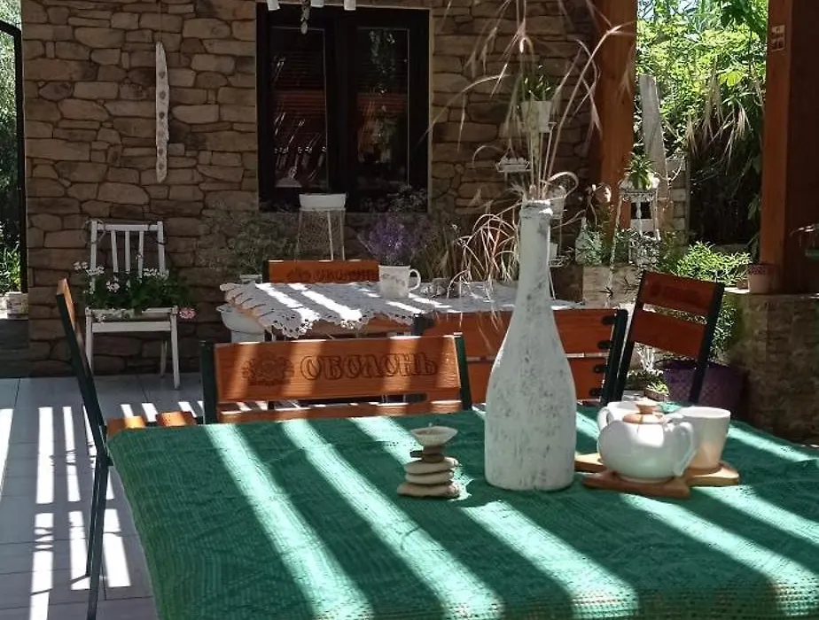 Inn Estio-1