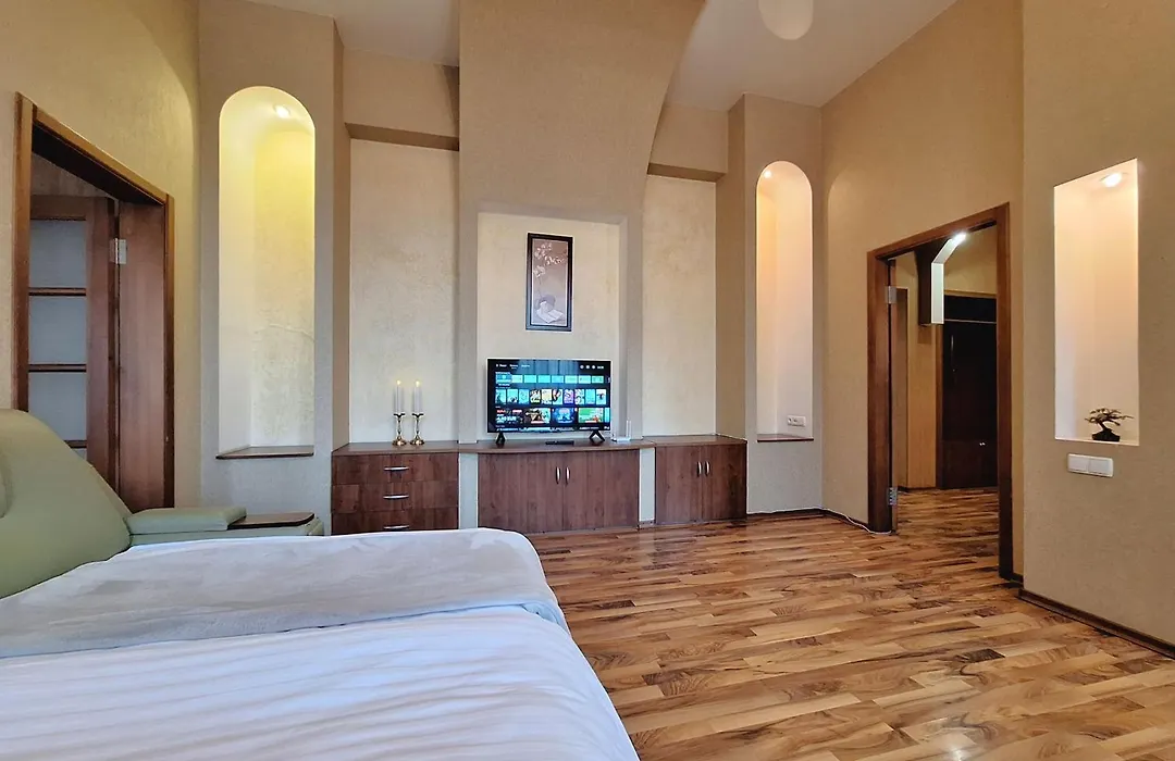Сапсан. Двокімнатні квартири. Мережа Alex Apartments. Документи для відряджень-1