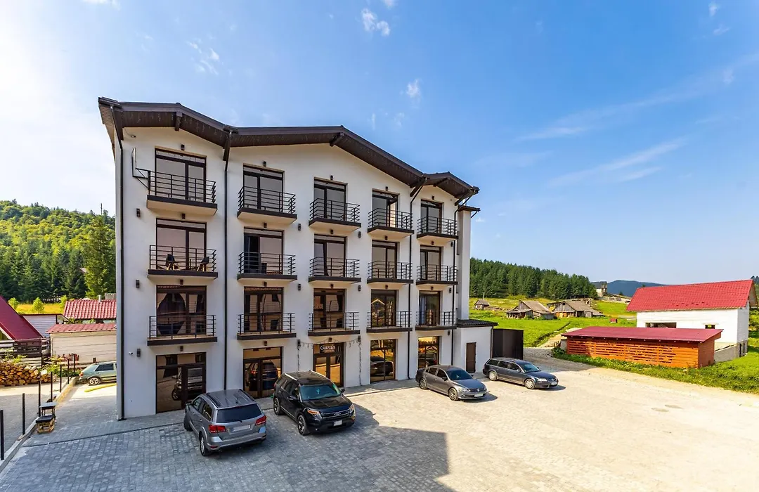 Garda - Breakfast Included In The Price Restaurant Free Parking Mountain View Kitchen In The Apartment Separate Entrance-1