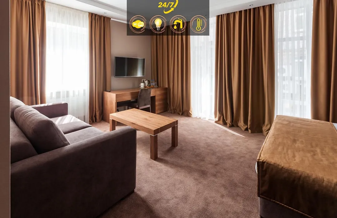 Crystal Hotel-1