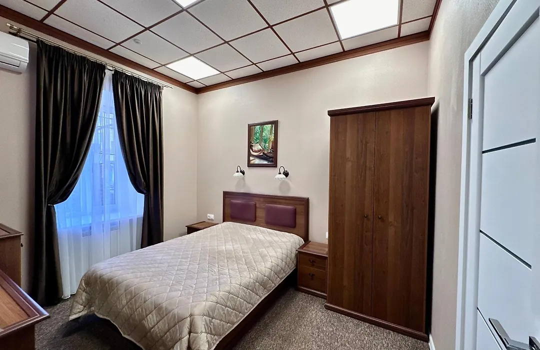 Hotel Korona-1