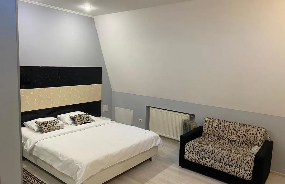 Best Season Apart Hotel-1